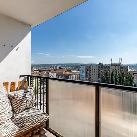 - One Bedroom Next To Old Town * 科希策