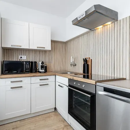 - One Bedroom Next To Old Town 公寓